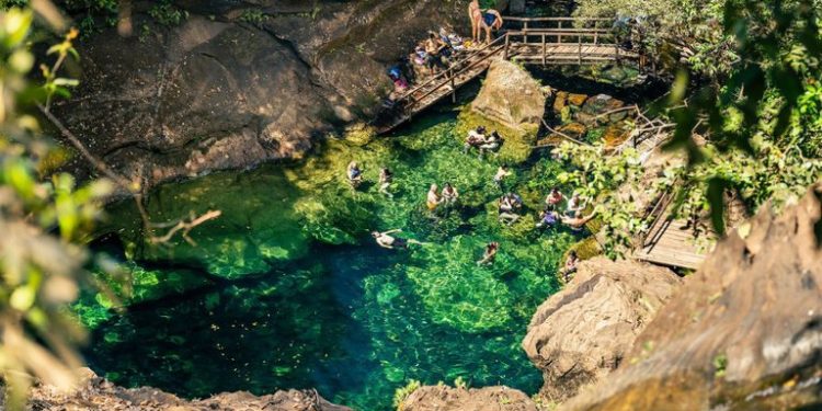Brasil registra entrada de quase 1 milhão de turistas internacionais