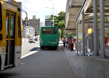 Transporte: Estações Águas Claras e Pirajá ganham nova linha de ônibus na segunda