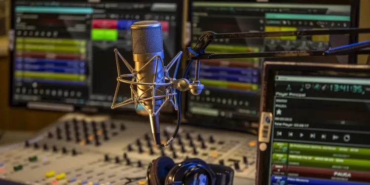 Secretaria de Comunicação Nacional abre cadastro de rádios comunitárias interessadas em veicular patrocínio