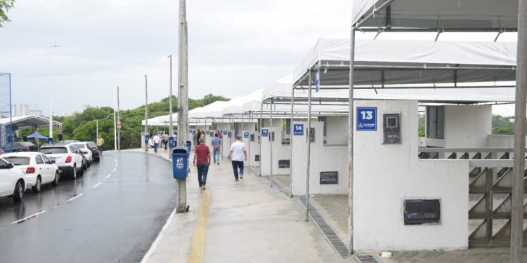 Inaugurados 22 boxes de lava-jato em mais uma etapa da requalificação da Estrada do Curralinho