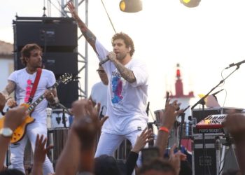 Jammil faz show especial em comemoração ao aniversário da cidade no Festival Viva Salvador