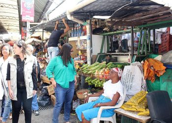 Vigilância Sanitária promove ação em mercados com foco na Semana Santa