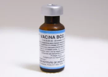 Vacinação: Estudo da Fiocruz indica que BCG é ineficaz quando aplicada em adultos